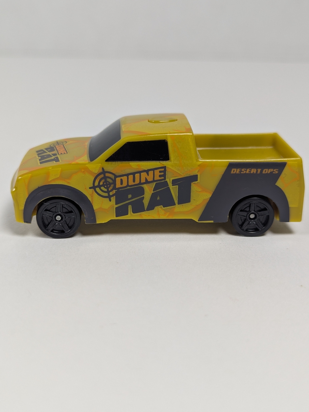 Skullduggery Max Traxx Tracer Racers Dune Rat Glow Light Up Truck - untested